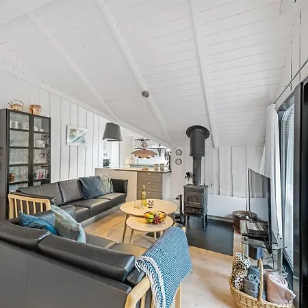 Giselle - 10km From The Sea By Interhome *