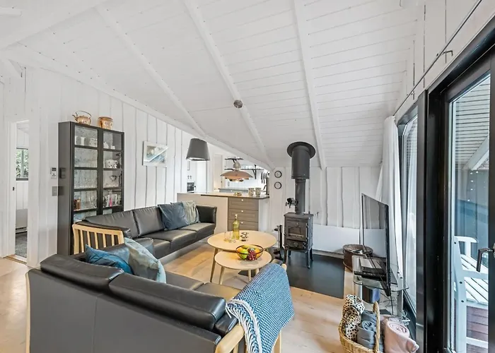 Giselle - 10km From The Sea By Interhome