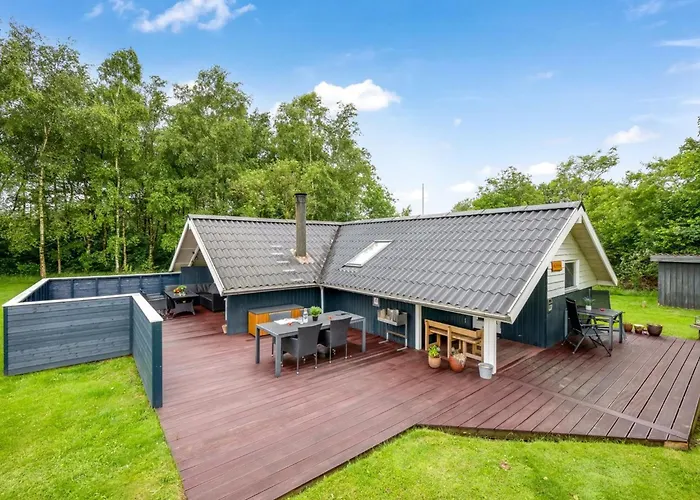 Vakantiehuis Giselle - 10km From The Sea By Interhome *